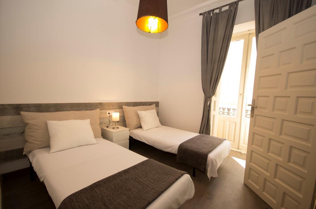 The Art Boutique Colon Apartment Valencia Exterior photo