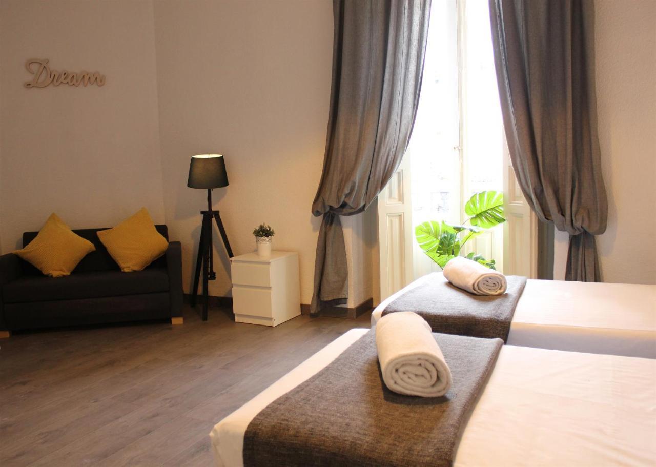 The Art Boutique Colon Apartment Valencia Exterior photo
